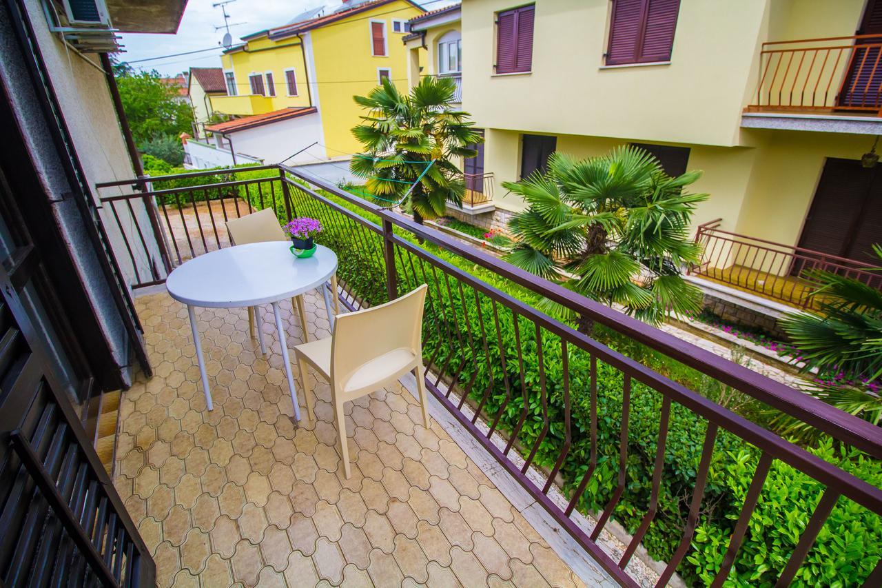 Appartement Pineta House Vidos à Poreč Extérieur photo