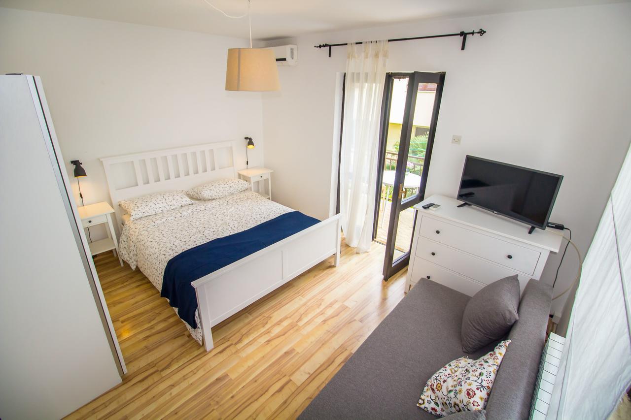 Appartement Pineta House Vidos à Poreč Extérieur photo